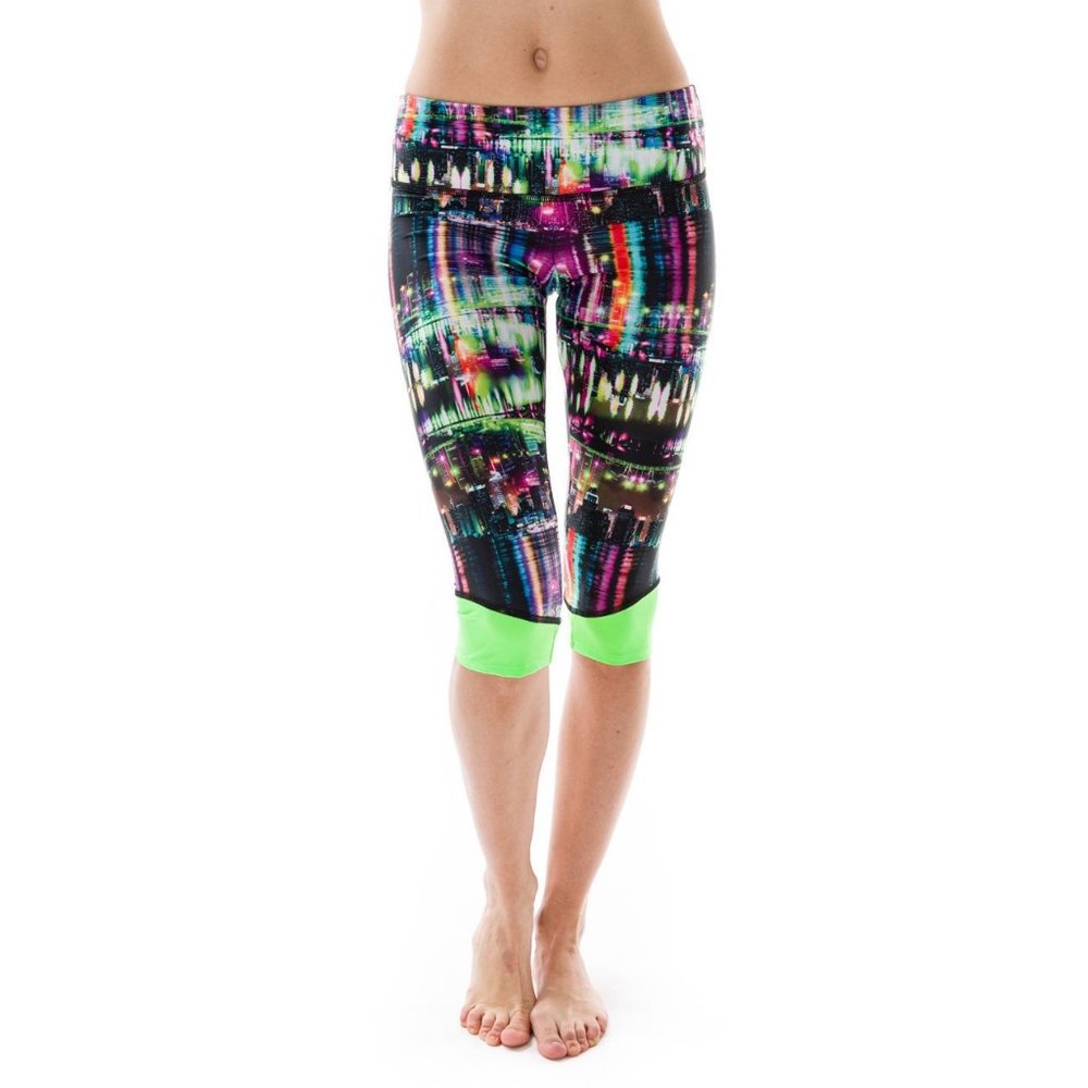 Onzie Spin Capri D Town Leggings Yoga Cycling‎ Workout Size XS